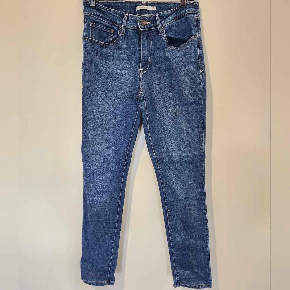Levi Strauss Mid Rise Skinny Jean